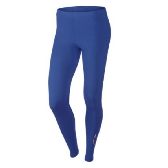 Nike Club large swoosh leggings - Picture 7 of 7